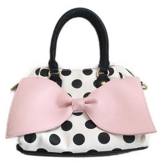 Betsey Johnson Handbags - 🎉 Host pick!!🎉 Betsy Johnson handbag